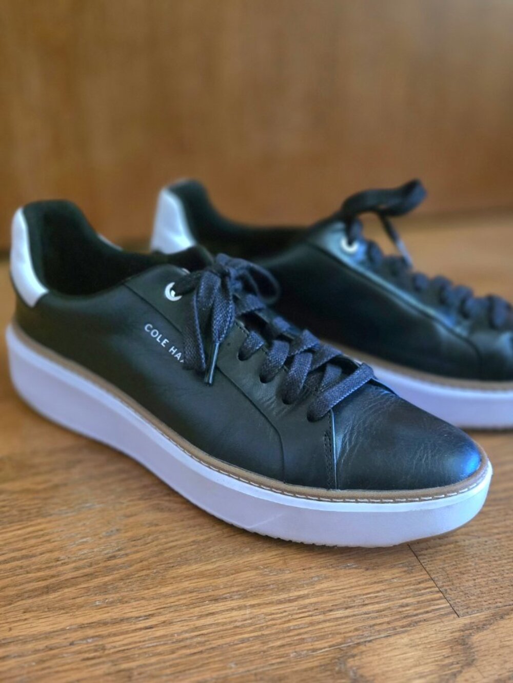 Cole Haan Women's GrandPrø Topspin Leather Sneakers EUC, Size 10 1/2 B